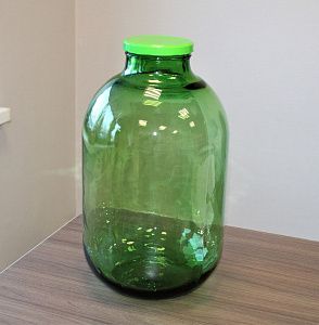 Бутыль 15,0 л (110) зеленый с крышкой оптом и по оптовым ценам в Сочи